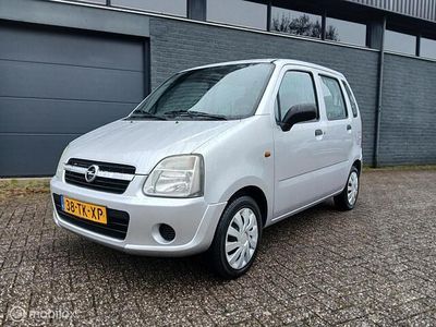 Grijs Occasion 2006 Opel Agila Hatchback | € 1.699 (Eerlijke prijs)