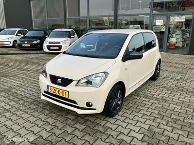 Beige Gebruikt 2015 Seat Mii Hatchback | € 8.950 (Duur)