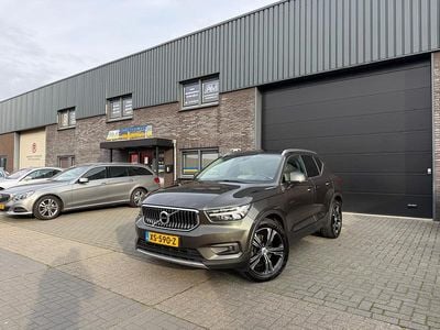 Grijs Gebruikt 2019 Volvo XC40 Inscription SUV | € 28.999 (Goede deal)