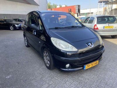 Peugeot 1007