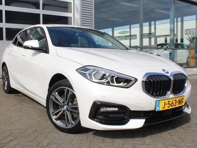 tweedehands BMW 118 118 i Executive Edition **Ecc..Lmvelgen Sport intr.