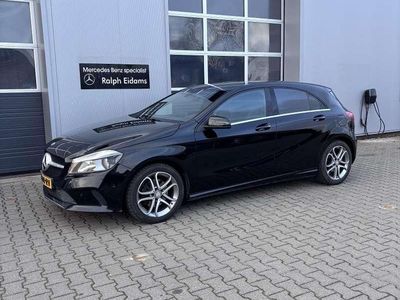 Zwart Occasion 2016 Mercedes A180 Ambition Hatchback | € 14.950 (Eerlijke prijs)
