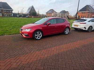 Rood Gebruikt 2017 Seat Leon FR Hatchback | € 14.250 (Goede deal)