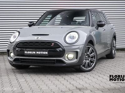 Occasion Mini Cooper Clubman Business 192 PK (141 kW) 2018 Grijs Stationwagen