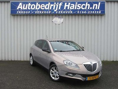 Occasion Lancia Delta 120 PK (88 kW) 2010 Beige Hatchback