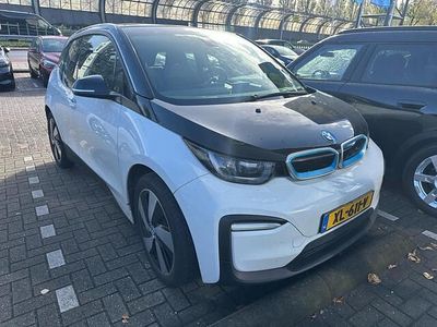 Wit Occasion 2019 BMW i3 Basis Hatchback | € 16.895 (Eerlijke prijs)