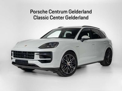 Grijs Occasion 2025 Porsche Cayenne SUV | € 142.900
