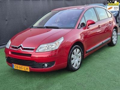 Rood Gebruikt 2005 Citroën C4 Hatchback | € 2.440 (Eerlijke prijs)