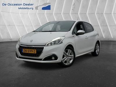 Wit Gebruikt 2019 Peugeot 208 Signature Sky Hatchback | € 8.950 (Goede deal)