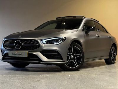 Grijs Occasion 2022 Mercedes CLA250e Business Sedan | € 36.795 (Eerlijke prijs)