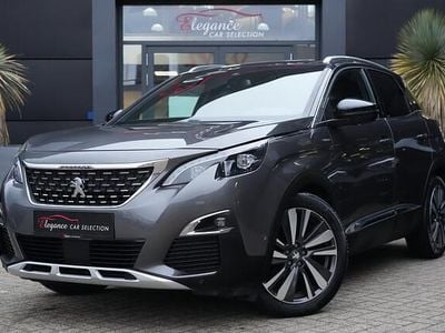 Grijs (metallic) Occasion 2018 Peugeot 3008 GT-line SUV | € 15.950 (Eerlijke prijs)
