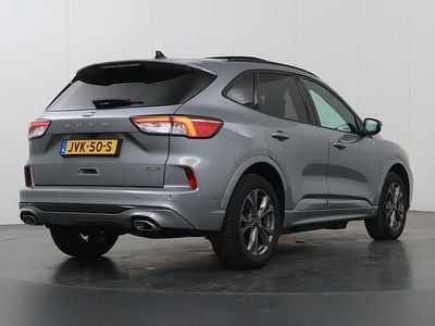 Grijs Occasion 2022 Ford Kuga ST-Line SUV | € 28.435 (Eerlijke prijs)