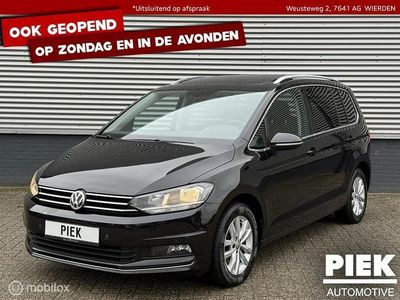 Zwart Occasion 2018 VW Touran Highline MPV | € 12.999