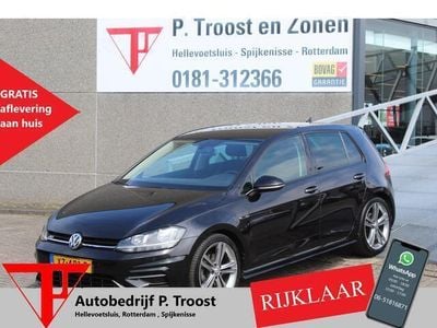 Zwart Gebruikt 2018 VW Golf VII R-line Hatchback | € 14.950 (Eerlijke prijs)