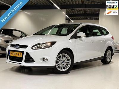 Wit Occasion 2013 Ford Focus Titanium Stationwagen | € 4.999 (Eerlijke prijs)