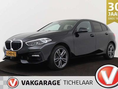 tweedehands BMW 118 1-SERIE i Executive Edition | Org NL | Dealer Ond | Navigatie | Digital Cockpit | Apple CarPlay | Climate Control |