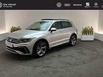 Reflexsilver metallic Occasion 2023 VW Tiguan Business SUV | € 41.695 (Eerlijke prijs)