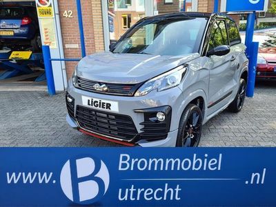 tweedehands Ligier JS60 Brommobiel Sport Ultimate Sun |DCI|AIRCO|STUURBEKRACHTIGING|CAMERA|ALLE OTPIES|1e EIG|BTW-VOERTUIG!