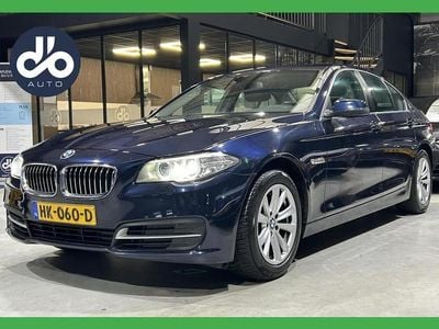 Blauw Occasion 2015 BMW 518 Basis Sedan | € 14.934 (Eerlijke prijs)