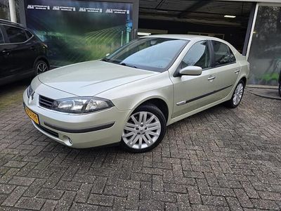 Occasion Renault Laguna II 170 PK (125 kW) 2006 Geel Hatchback