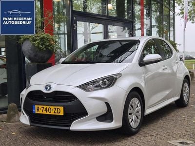 Wit Gebruikt 2023 Toyota Yaris Hatchback | € 19.990 (Eerlijke prijs)