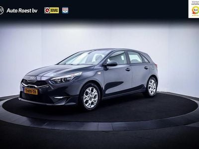 Grijs Gebruikt 2023 Kia Ceed Comfort Hatchback | € 20.125 (Goede deal)