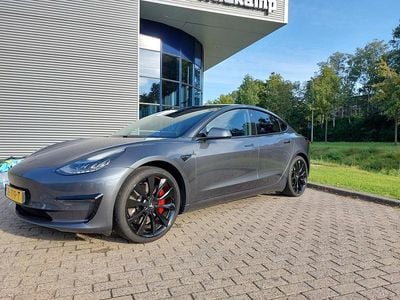 Grijs (metallic) Occasion 2019 Tesla Model 3 Performance Sedan | € 18.650 (Eerlijke prijs)
