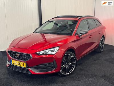 Rood Gebruikt 2021 Cupra Leon VZ Stationwagen | € 27.990 (Eerlijke prijs)