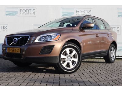 tweedehands Volvo XC60 2.0 T5 Kinetic Geen import/ Dealer onderh/ Navi/ ECC/ PDC