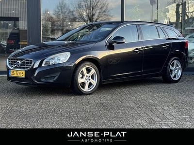 Occasion Volvo V60 Momentum 150 PK (110 kW) 2012 Zwart (metallic) Stationwagen
