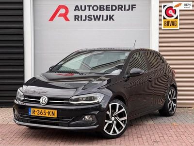 Zwart Gebruikt 2018 VW Polo Highline Hatchback | € 14.950 (Eerlijke prijs)