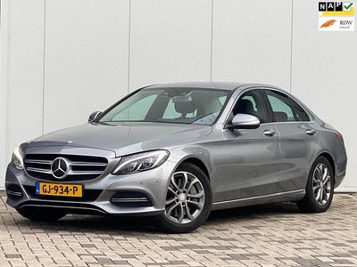 Grijs Occasion 2015 Mercedes C350e Edition Sedan | € 16.900 (Eerlijke prijs)