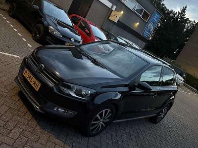 Zwart Gebruikt 2011 VW Polo Trendline Hatchback | € 6.000 (Eerlijke prijs)