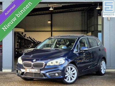 Blauw Gebruikt 2015 BMW 220 Active Tourer Luxury Line MPV | € 15.500 (Eerlijke prijs)