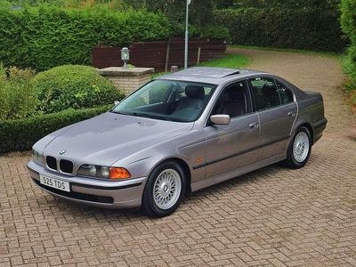 Grijs Occasion 1997 BMW 525 Sedan | € 16.950