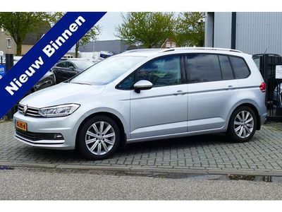 tweedehands VW Touran 1.4 150pk TSI Highline 7-Pers. Panodak Navi Led