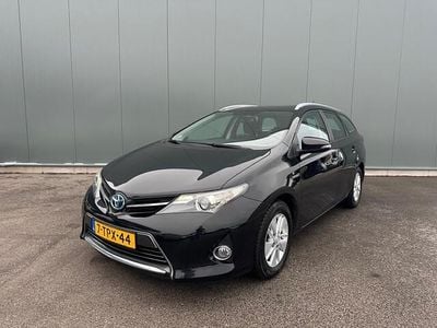 Zwart Occasion 2014 Toyota Auris Touring Sports Stationwagen | € 7.495 (Super prijs)