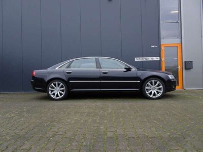 Audi A8L