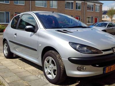Occasion Peugeot 206 Premium 75 PK (55 kW) 2002 Grijs Hatchback