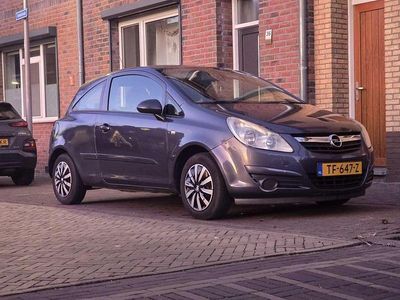 Gebruikt 2006 Opel Corsa Sedan | € 999 (Duur)