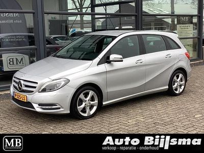 Grijs Occasion 2012 Mercedes B180 Ambition MPV | € 11.995 (Eerlijke prijs)
