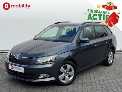 Grijs (metallic) Gebruikt 2017 Skoda Fabia Drive Stationwagen | € 8.495 (Goede deal)