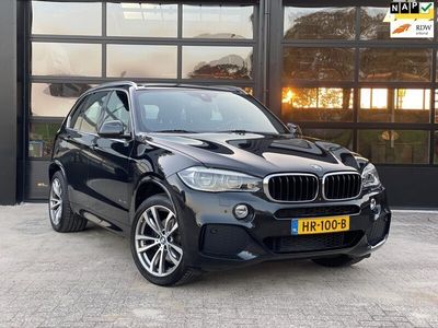 Zwart, metallic lak Occasion 2015 BMW X5 Executive SUV | € 29.900 (Iets duurder)