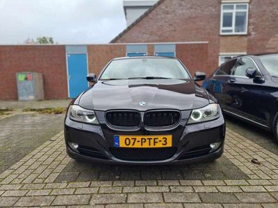 BMW 325