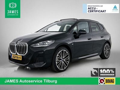 Zwart Gebruikt 2024 BMW 225 Active Tourer Comfort Edition MPV | € 38.440 (Eerlijke prijs)
