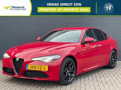 Rood Gebruikt 2020 Alfa Romeo Giulia Sprint Sedan | € 35.690 (Eerlijke prijs)