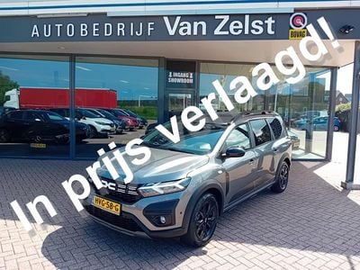 Grijs, metallic lak Gebruikt 2023 Dacia Jogger Extreme MPV | € 24.995 (Eerlijke prijs)