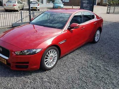 Occasion Jaguar XE Prestige 163 PK (119 kW) 2017 Rood Sedan