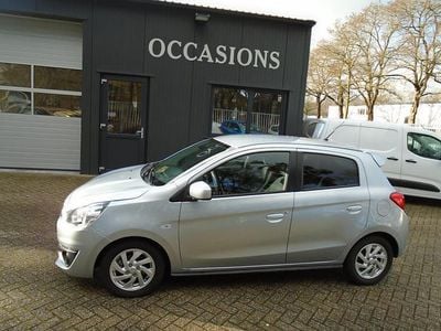 Grijs (metallic) Occasion 2017 Mitsubishi Space Star Hatchback | € 11.995 (Iets duurder)