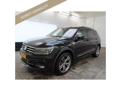 tweedehands VW Tiguan Allspace 1.5T 150pk Highline 7-Persoons R-Line VIRTUAL PANO